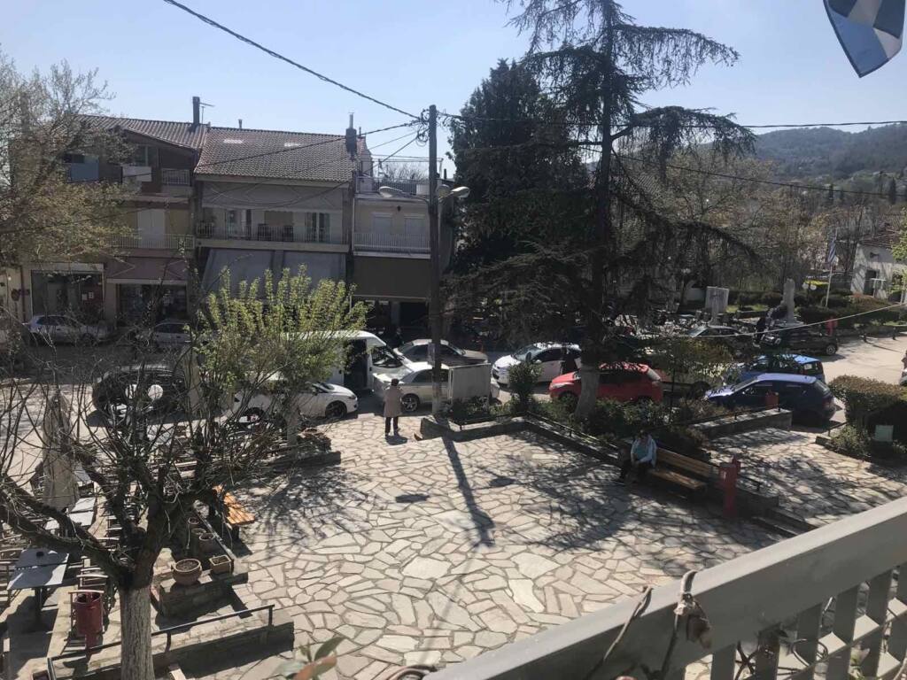 plateia melissochorioy 2