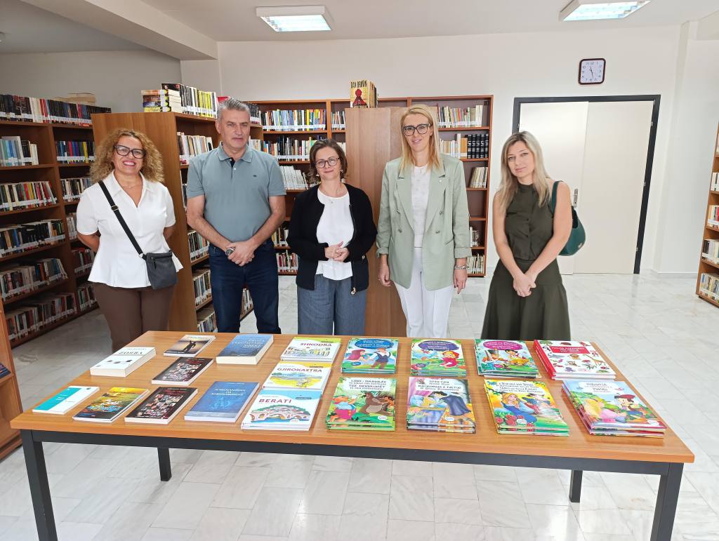 dimotiki vivliothiki albanika vivlia 2