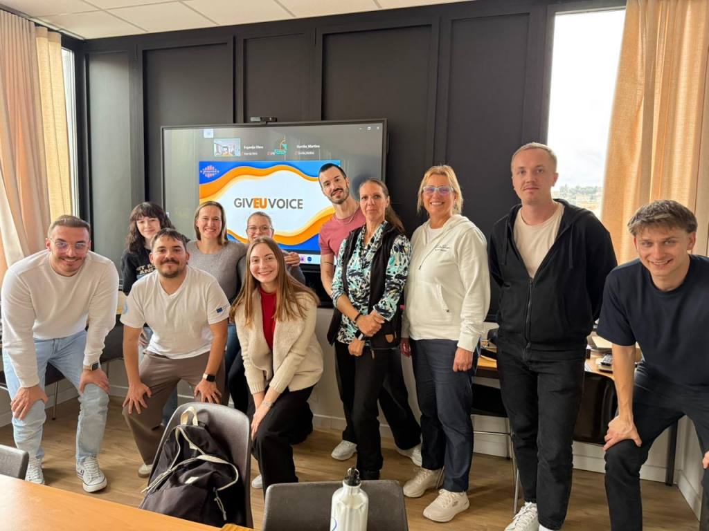 give eu voice korsiki 1