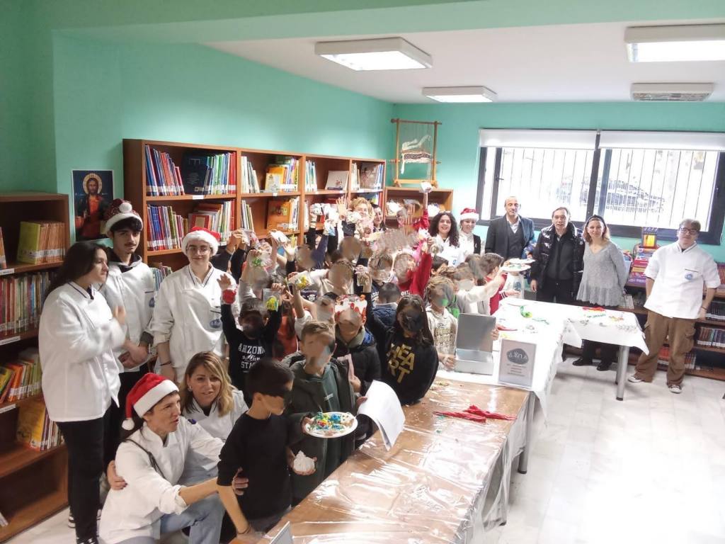 img 4d788a9fedf9a09713ab55f150df0560 v