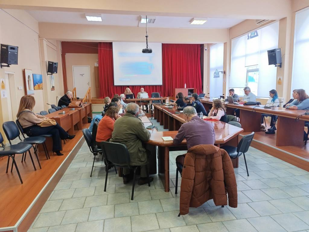 zwa syntrofias synantisi ergasias 2