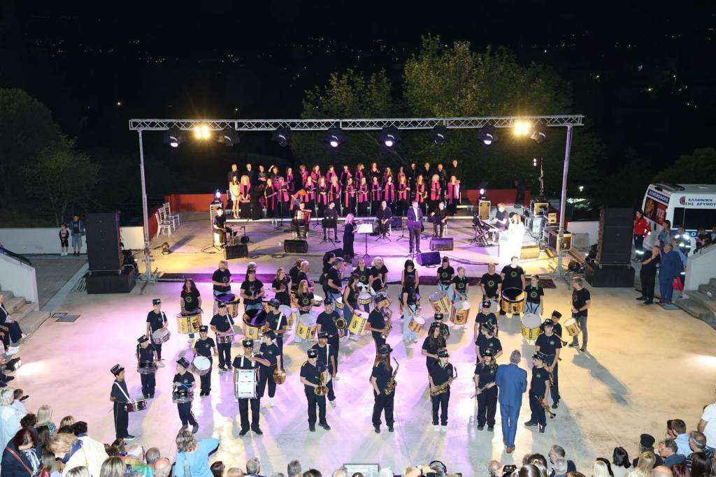 theatro kamperis 12
